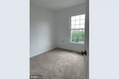 8048 Hilliard Drive, Manassas, VA 20109 - Photo 15