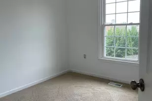 8048 Hilliard Dr, Manassas, VA 20109 - Photo 15