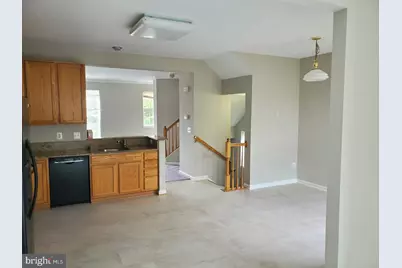 1372 Cranes Bill Way, Woodbridge, VA 22191 - Photo 5