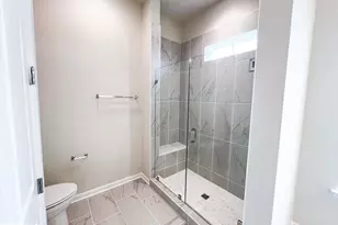 9204 Crestview Rdg Dr, Bristow, VA 20136 - Photo 9