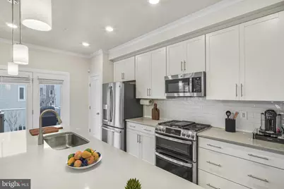 15535 Smoke Box Way, Woodbridge, VA 22191 - Photo 17