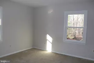 8918 Burwell Rd, Nokesville, VA 20181 - Photo 7