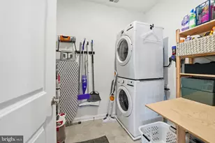 3720 Havertill Ln, Woodbridge, VA 22193 - Photo 25