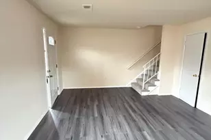 3519 Buffalo Ct, Woodbridge, VA 22193 - Photo 3