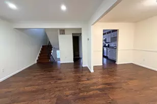 9504 Covington Pl, Manassas, VA 20109 - Photo 3