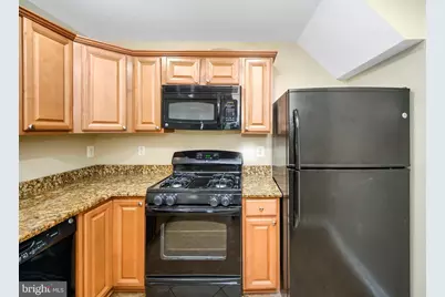 1067 Gardenview Loop #302, Woodbridge, VA 22191 - Photo 9