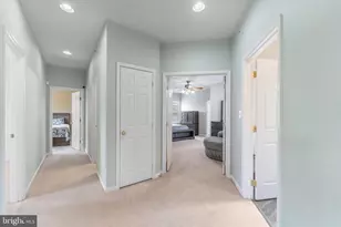 8896 Song Sparrow Dr, Gainesville, VA 20155 - Photo 25
