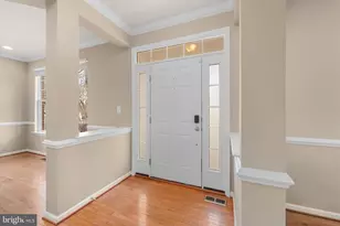 8896 Song Sparrow Dr, Gainesville, VA 20155 - Photo 9