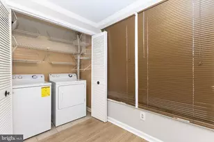 10123 Statesboro Ct, Manassas, VA 20109 - Photo 5