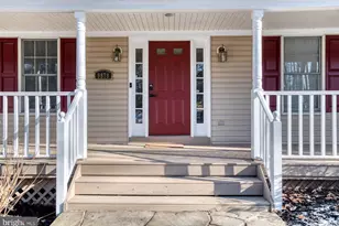 9879 Hemlock Hills Ct, Manassas, VA 20111 - Photo 5