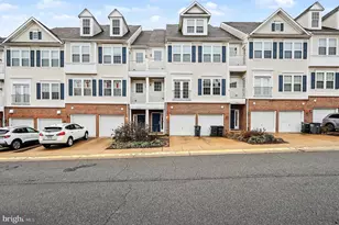 13933 Hollow Wind Way, Woodbridge, VA 22191 - Photo 3