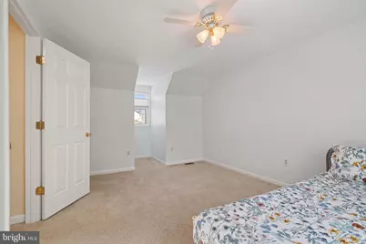 5606 Roundtree Drive, Woodbridge, VA 22193 - Photo 17