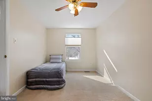 5606 Roundtree Dr, Woodbridge, VA 22193 - Photo 19