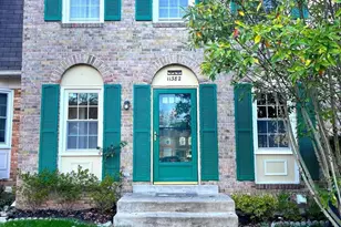 11382 Cromwell Ct, Woodbridge, VA 22192 - Photo 1