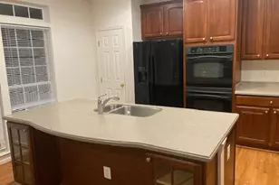 2221 Potomac Club Pkwy, Woodbridge, VA 22191 - Photo 11