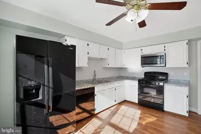 5828 Ruxton Drive, Woodbridge, VA 22193 - Photo 9