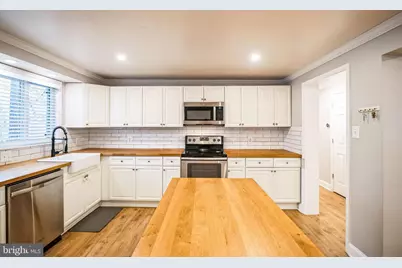 16080 Deer Park Drive, Dumfries, VA 22025 - Photo 7