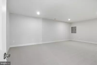 8781 Beechnut Springs Way, Manassas, VA 20112 - Photo 55