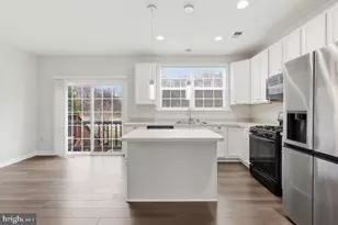 15683 Avocet Loop, Woodbridge, VA 22191 - Photo 9