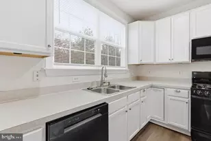 15683 Avocet Loop, Woodbridge, VA 22191 - Photo 11