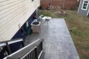 5598 Shadybrook Dr, Woodbridge, VA 22193 - Photo 9