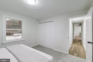 18905 Red Oak Ln, Triangle, VA 22172 - Photo 17