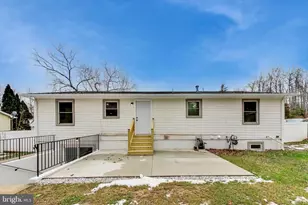 18905 Red Oak Ln, Triangle, VA 22172 - Photo 35