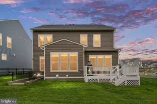 17814 White Campion Wy, Dumfries, VA 22026 - Photo 3