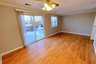 8813 Vicksburg Ct, Manassas, VA 20109 - Photo 13