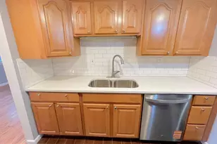 8813 Vicksburg Ct, Manassas, VA 20109 - Photo 9