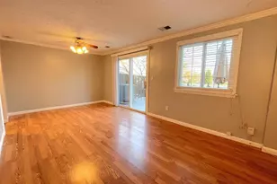 8813 Vicksburg Ct, Manassas, VA 20109 - Photo 11