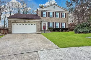 16219 Sunny Knoll Dr, Dumfries, VA 22025 - Photo 1