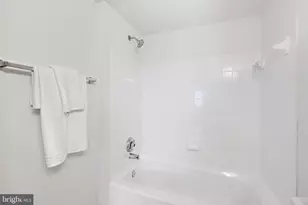 8075 Lacy Dr, Manassas, VA 20109 - Photo 35