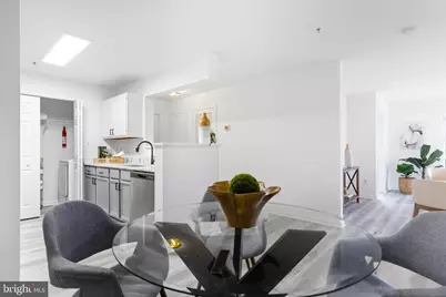 8075 Lacy Drive #101, Manassas, VA 20109 - Photo 5