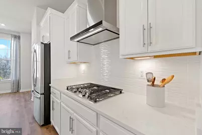 14143 Slate Street, Woodbridge, VA 22193 - Photo 9