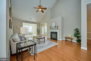 6907 Broadleaf Terrace, Gainesville, VA 20155 - Photo 15