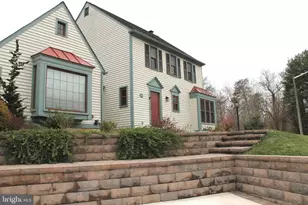 4635 Holleyside Ct, Dumfries, VA 22025 - Photo 5