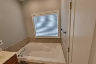 11837 Whitworth Cannon Ln, Bristow, VA 20136 - Photo 47