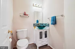 11741 Barrows Ln, Woodbridge, VA 22192 - Photo 5