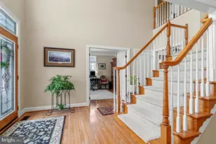 8360 Hickory Hollow Ct, Manassas, VA 20112 - Photo 5