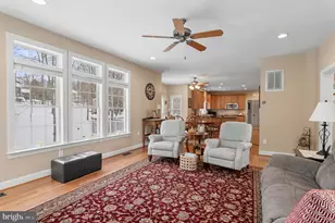 8360 Hickory Hollow Ct, Manassas, VA 20112 - Photo 19