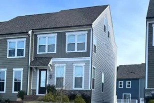 1733 Autumn Maple Leaf Dr, Dumfries, VA 22026 - Photo 1