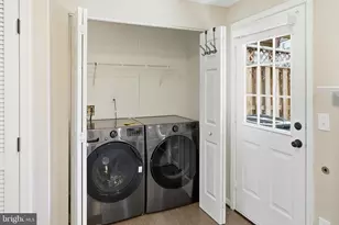 12831 Silvia Loop, Woodbridge, VA 22192 - Photo 15