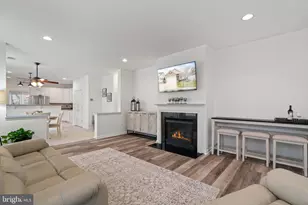 16040 Dancing Leaf Pl, Dumfries, VA 22025 - Photo 21