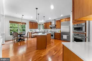 14425 Woodwill Ln, Gainesville, VA 20155 - Photo 3