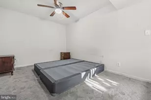 5557 Reagon Ct, Woodbridge, VA 22193 - Photo 31