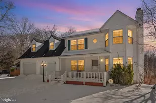 5557 Reagon Ct, Woodbridge, VA 22193 - Photo 3