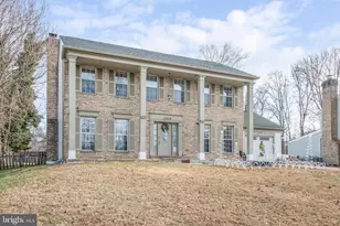 11979 Hedges Run Dr, Woodbridge, VA 22192 - Photo 3