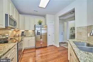 15211 Royal Crest, Haymarket, VA 20169 - Photo 7