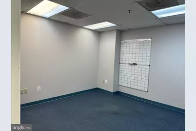 4004 Genesee Place #B-113, Woodbridge, VA 22192 - Photo 5